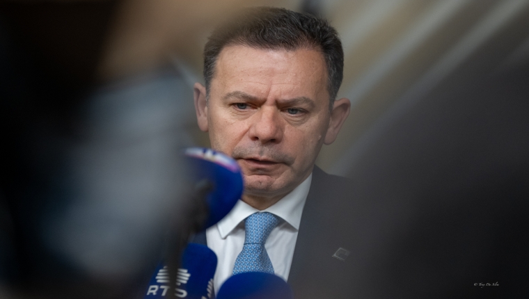 Caso Spinumviva: Ministério Público arquiva averiguação e PGR pede escusa