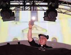 DJ Padre Guilherme atuará no festival belga em Maredesous