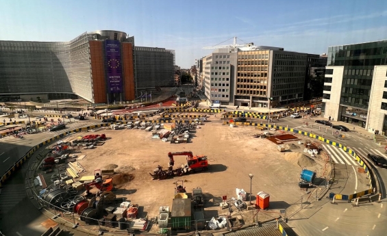 Bruxelas pede apoio da UE para concluir obras na Praça Schuman