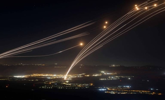 Guerra no Médio Oriente: Países condenam ataque do Irão a base americana no Catar e fecham espaço aéreo