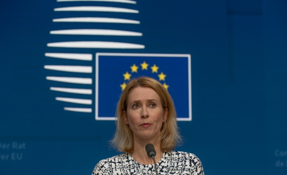 União Europeia aprova 15.º pacote de sanções contra a Rússia e reforça apoio militar à Ucrânia
